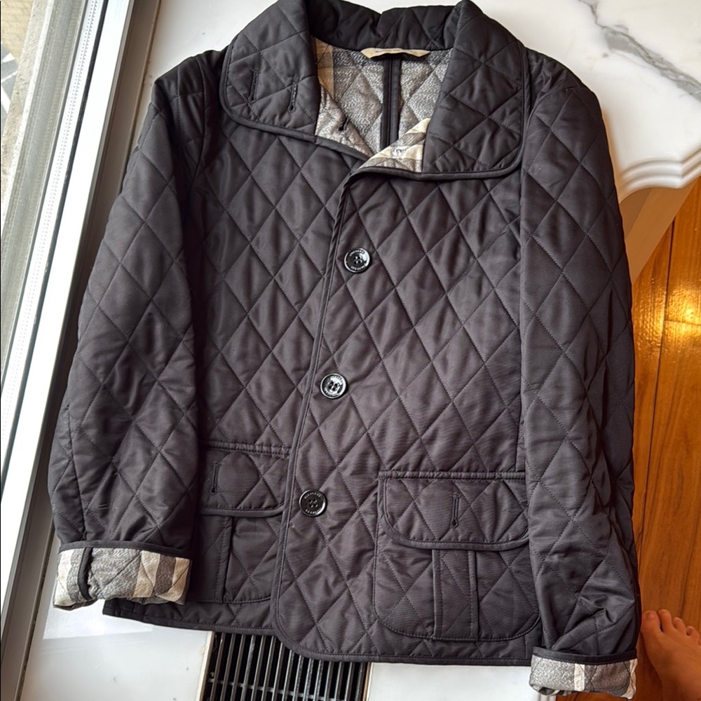 Burberry Black Puffer Jacket Quilted Design